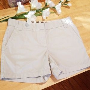 J.crew  chino classic twill short size 8